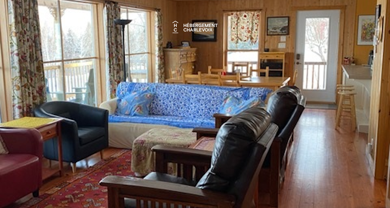 Le 167 - Panoramic view on the river